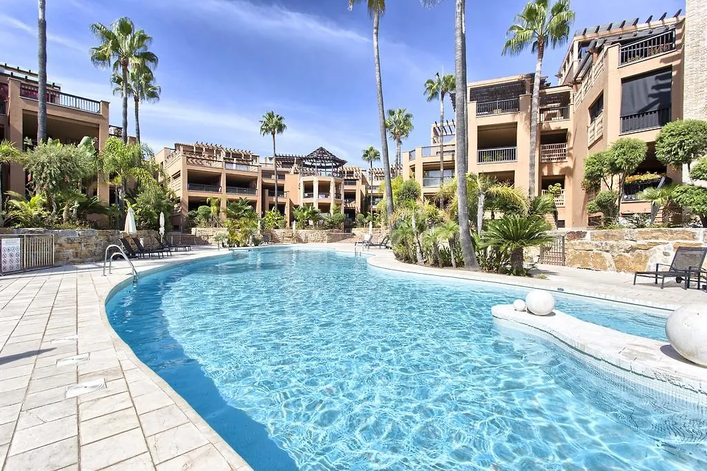 Casablanca Beach Apartment Marbella